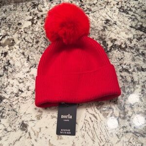 Red ladies red -Pom Beanie.. nwt .. wool blend ..nwt
Authentic